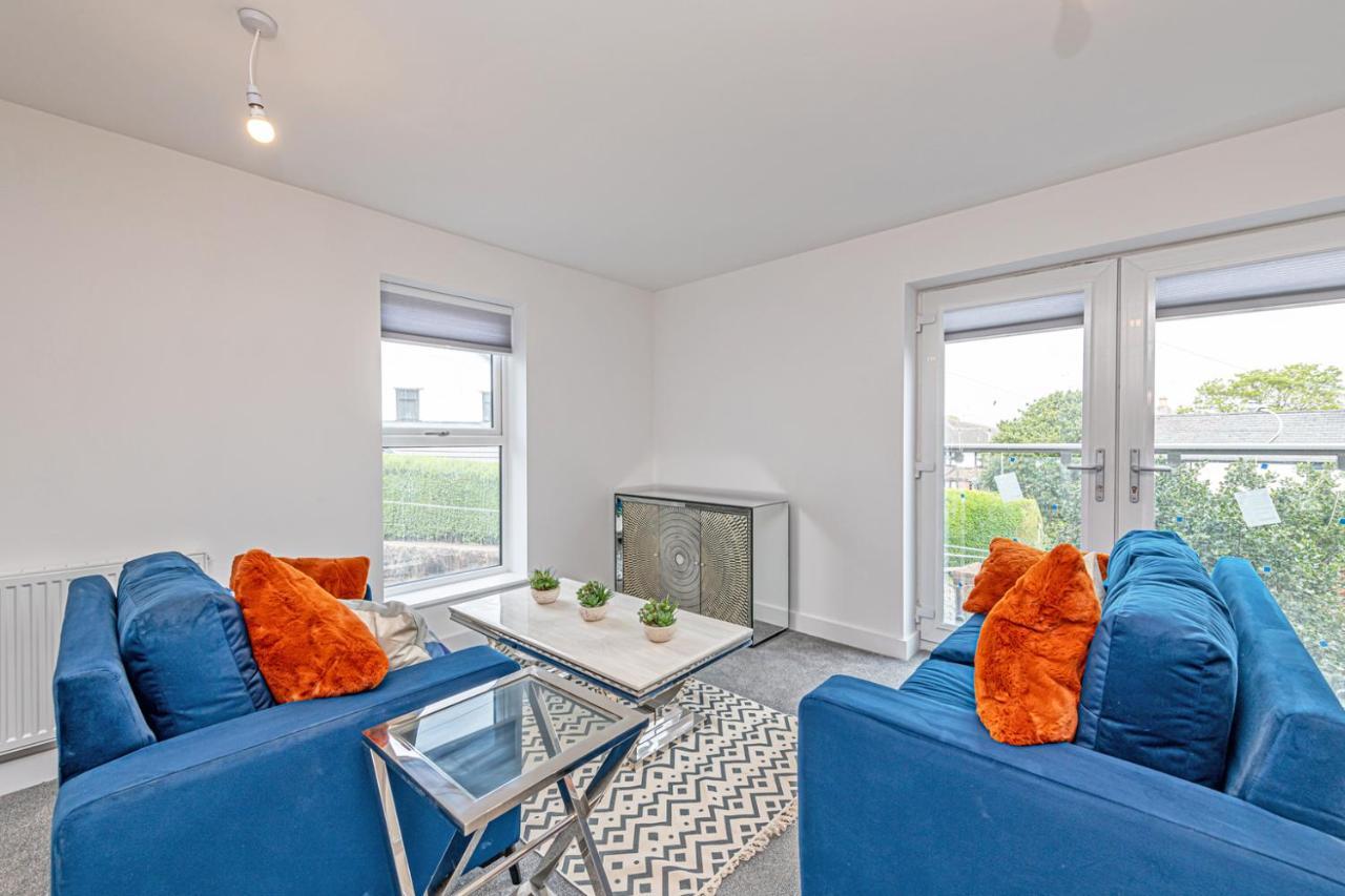Gospel Heights Luxury Apartments With Parking 헤즈월 외부 사진