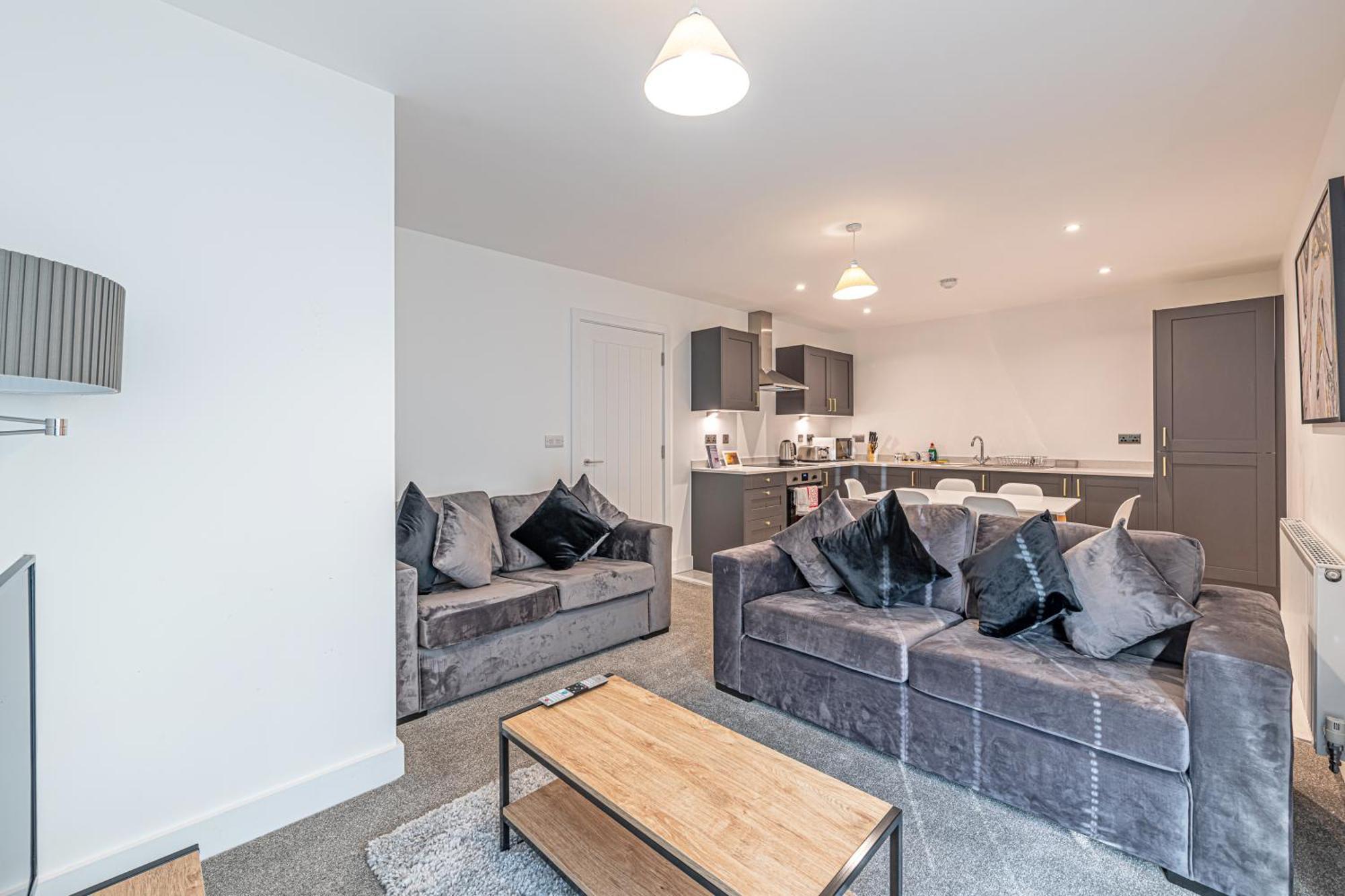 Gospel Heights Luxury Apartments With Parking 헤즈월 외부 사진